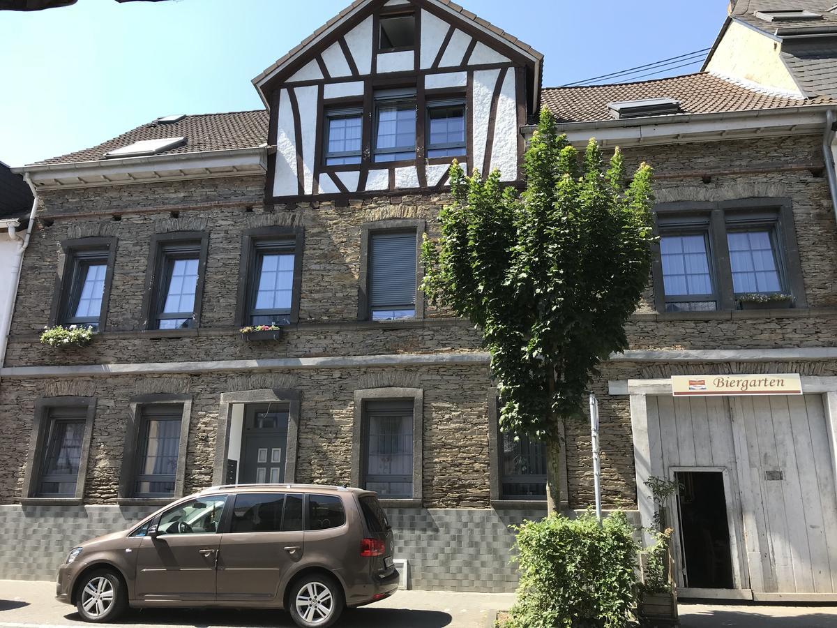 Apartmenthaus Burgenheimat In Rhens Bei Koblenz Eksteriør billede