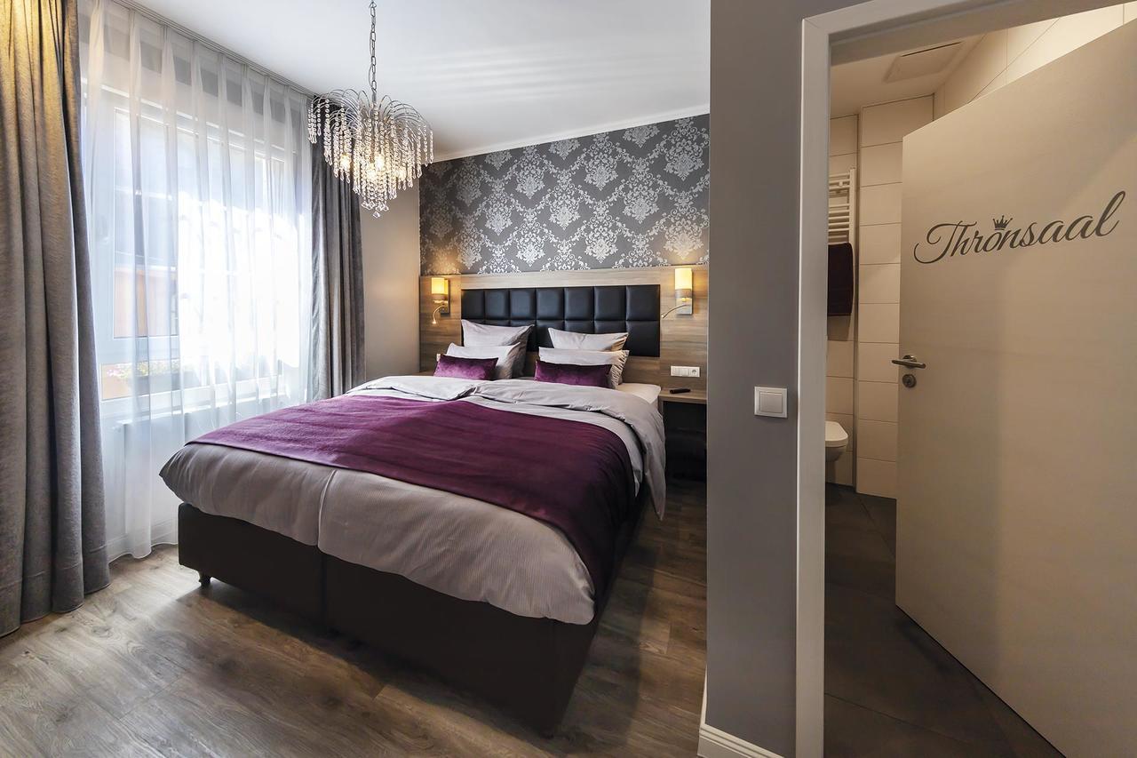 Apartmenthaus Burgenheimat In Rhens Bei Koblenz Eksteriør billede